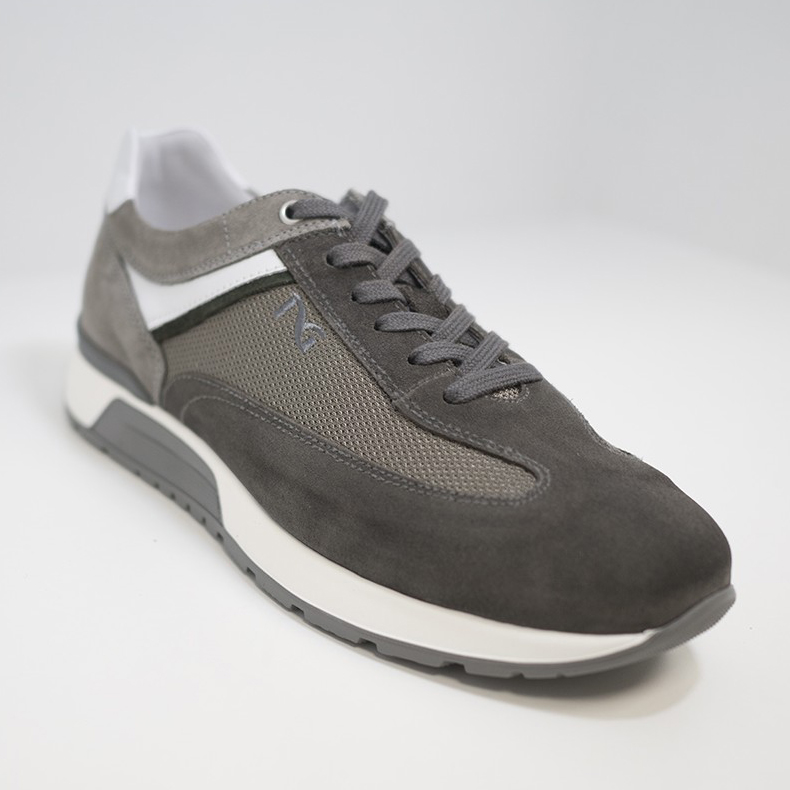Sneakers Donna in Pelle con Soletta Plantare Estraibile - Nero Giardini -  Mario Spatarella